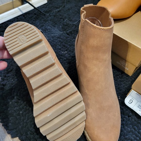 Wedge boot - Picture 2 of 2